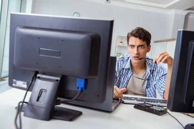 Monitor do projektowania? Czyli jak wybrać monitor profesjonalny do zadań specjalnych!